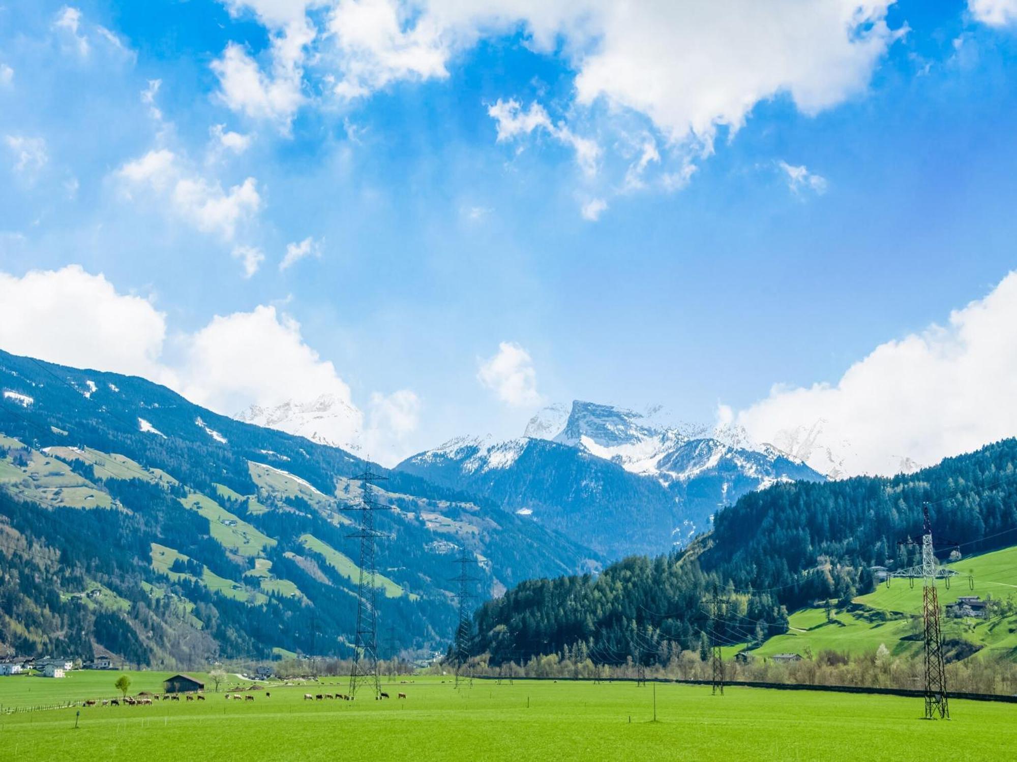 With Panoramic View Ramsau im Zillertal